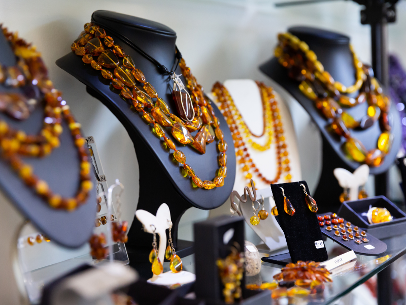 amber jewelry souvenirs from Crete