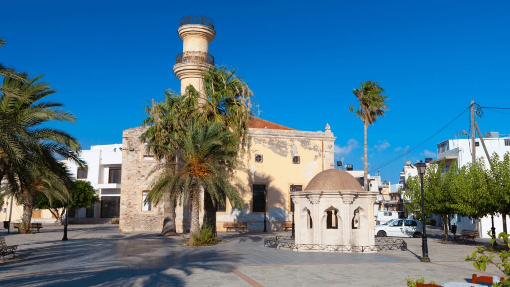Hotels, Villas and apartments in Ierapetra town Crete Greece