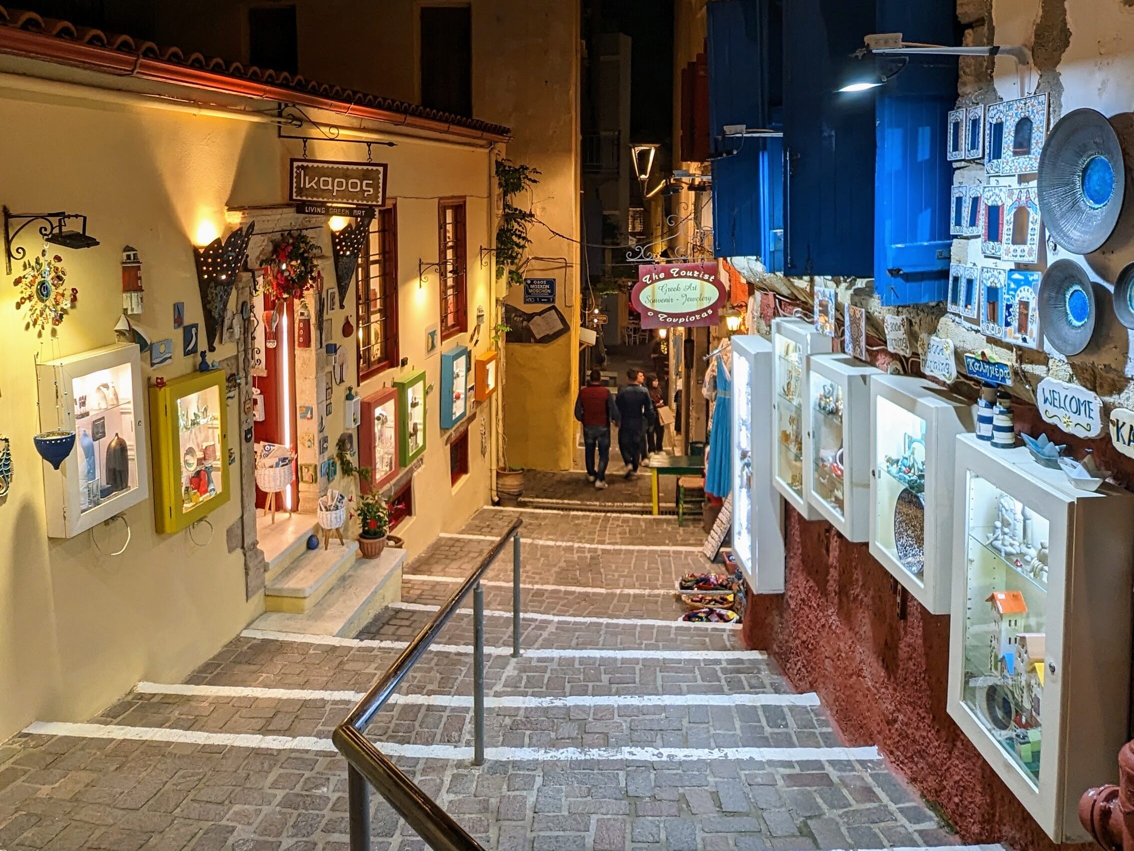 narrow streets of Chania