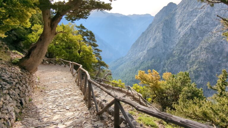 gorges in Crete: Samaria gorge, one of the most famous gorges in Crete