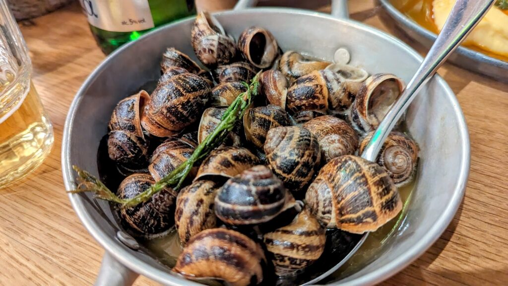 traditional cretan food snails
