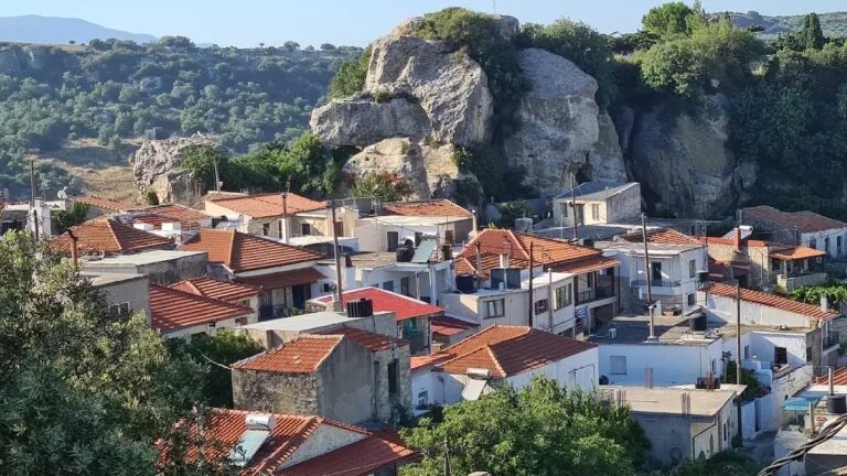 Explore Agios Thomas village: 5 Hotels and Villas for Perfect Holidays
