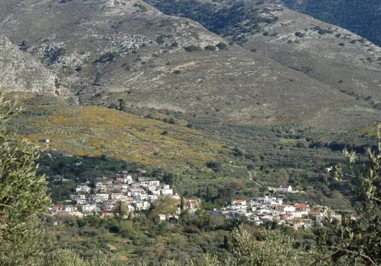 Uncover Amariano village: Top Hotels and Villas for Perfect Holidays