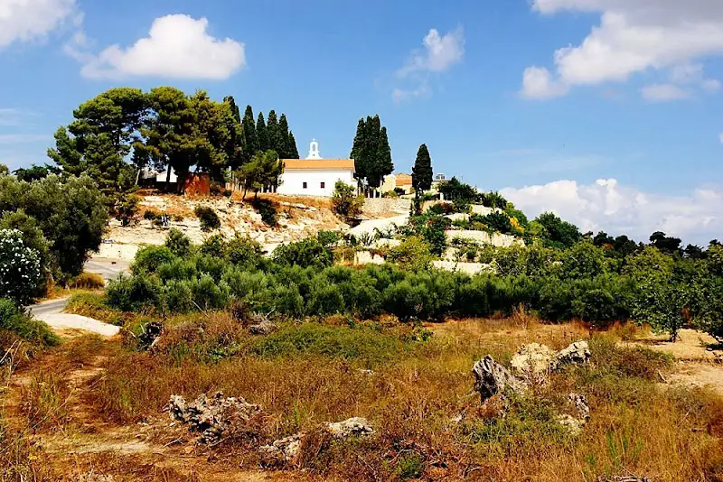 Apartments and hotels in Amnatos from Crete Island