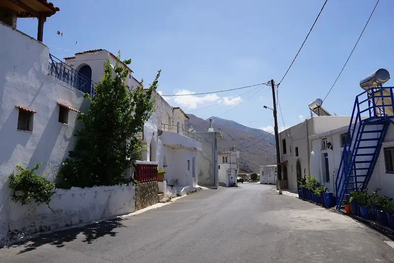 Apartments and hotels in Asomatos from Crete Island