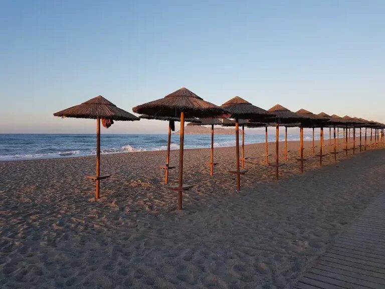 Explore Gerani village: 38 Hotels and Villas for Perfect Holidays