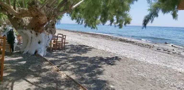 Uncover Koutsouras: 11 Hotels and Villas for Perfect Holidays
