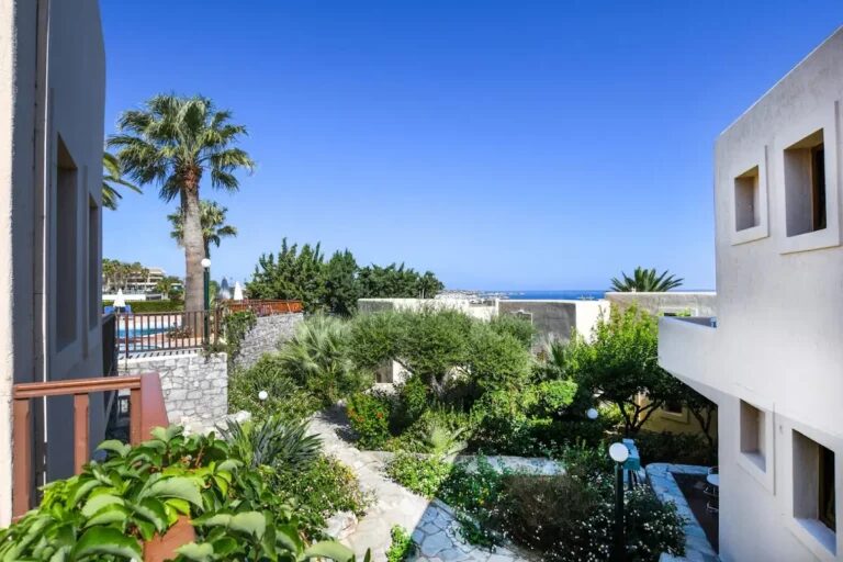 Uncover Lagou village: 4 Hotels and Villas for Perfect Holidays