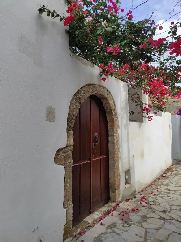 Apartments and hotels in Pigi from Crete Island