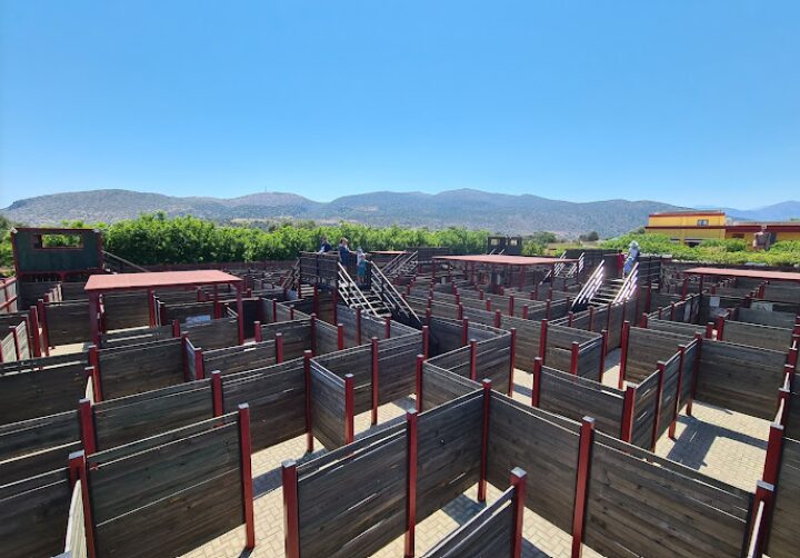 Labyrinth Park