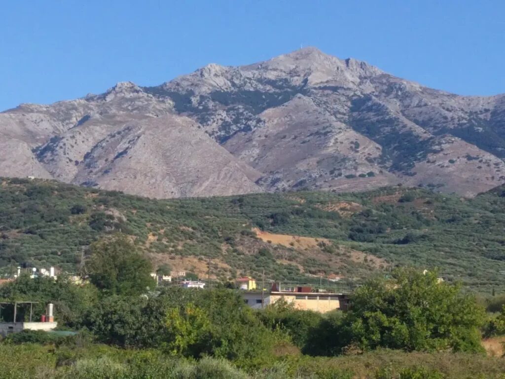 Best Things to do in Kastamonitsa village from Crete Island