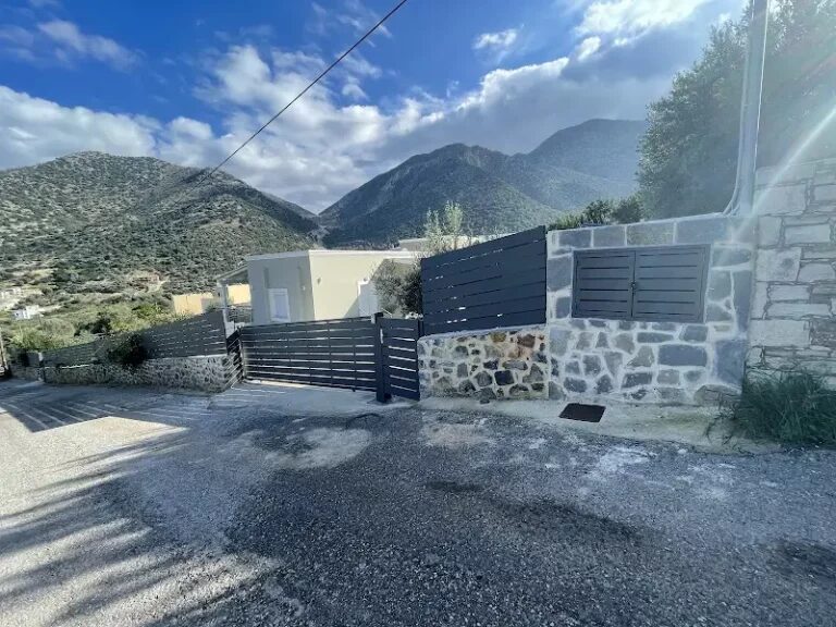 Best things to do in Vlychada in 2024: Activities and Attractions