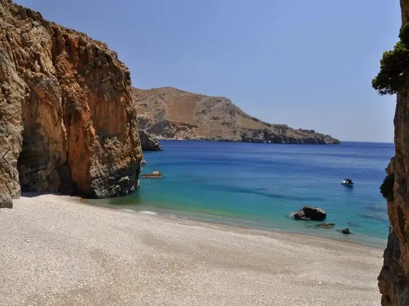 Kaminaki beach