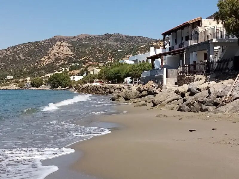 Keratokambos beach
