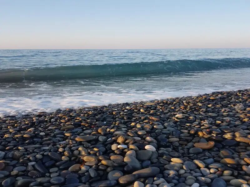 Rapaniana Beach, Crete: A Quiet Sand-and-Pebble Bay Near Kolymvari