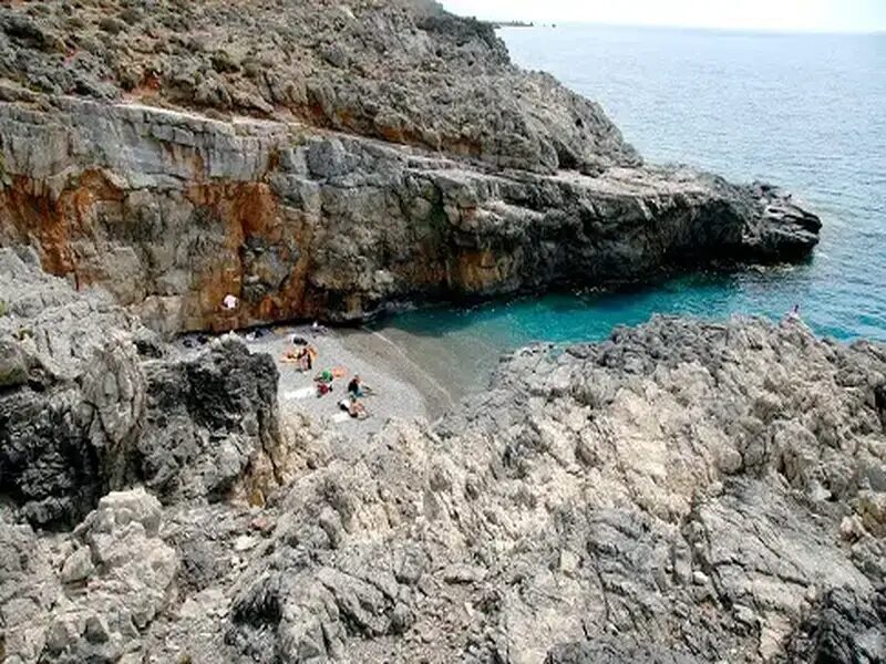 Skiadaki beach