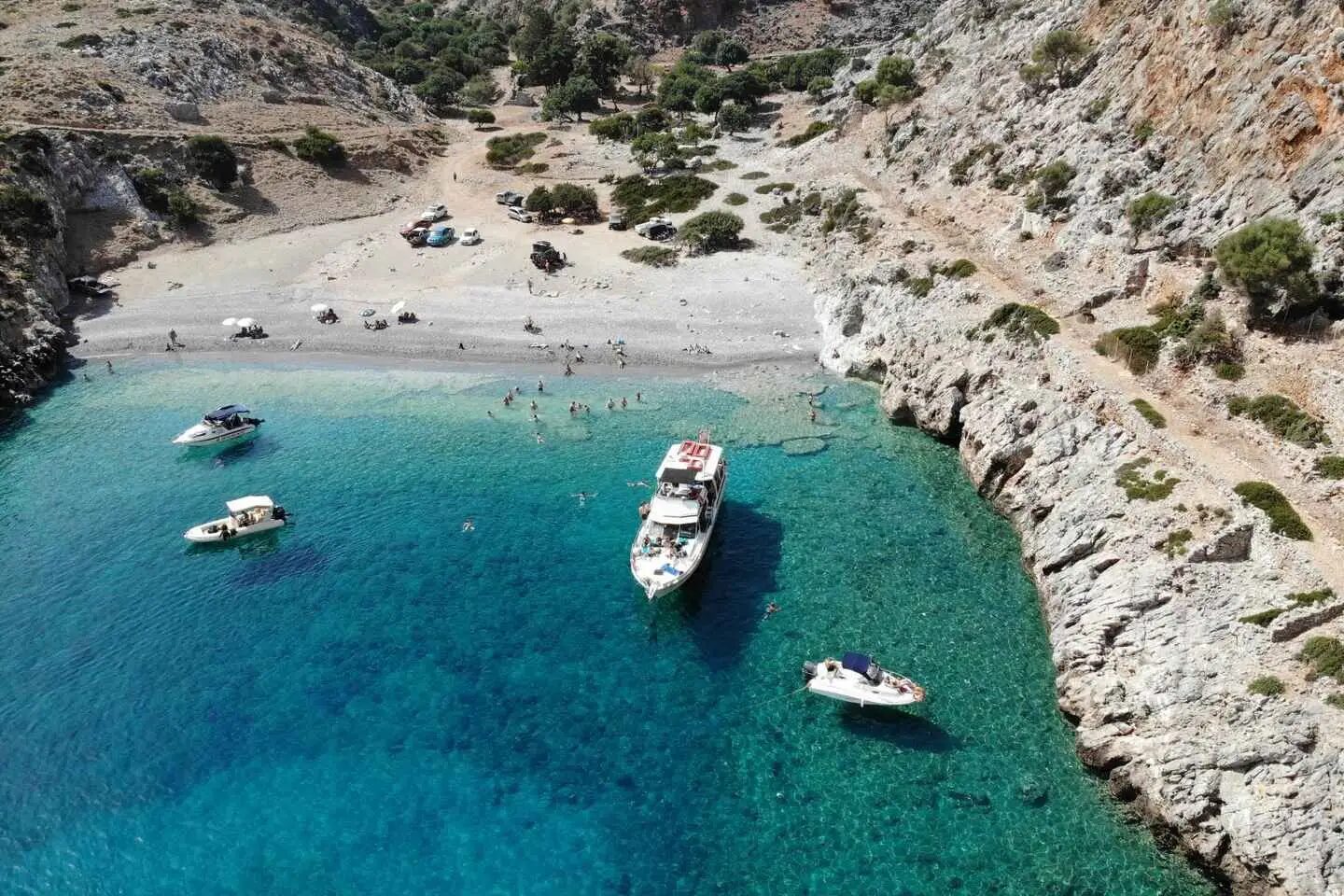 Chania: Menies Beach & Chironisia Bay Cruise with Snorkeling