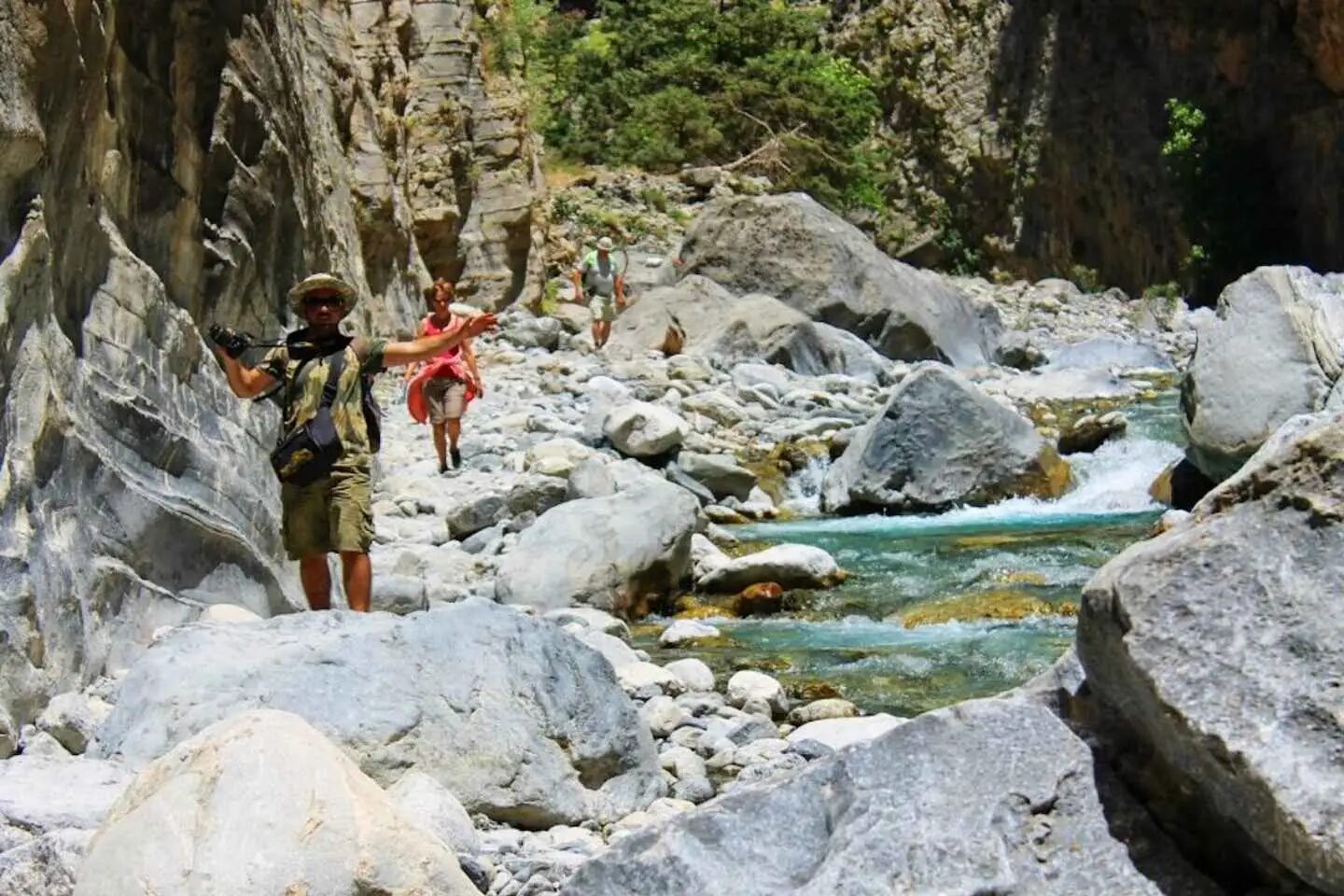 From Heraklion: Samaria Gorge & Agia Roumeli Hiking Day Trip