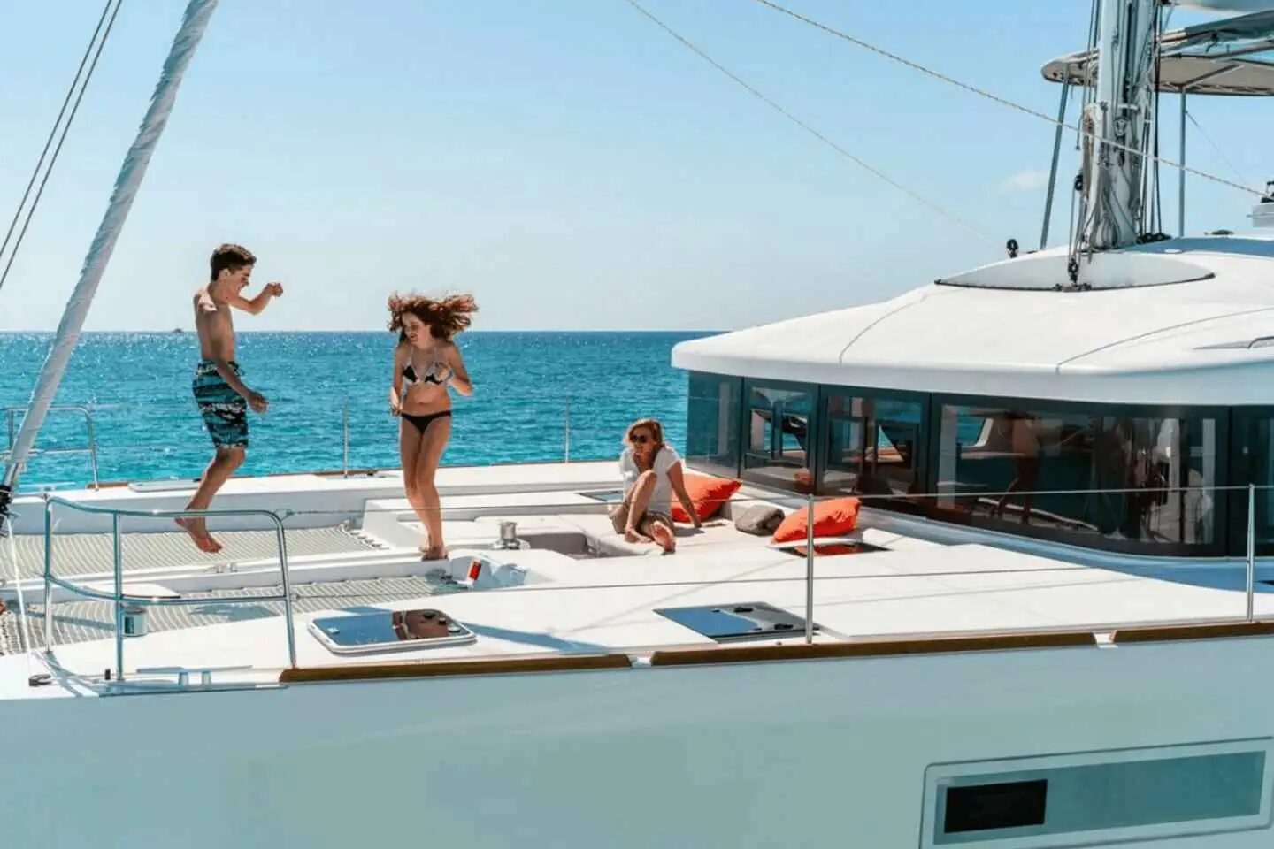 Heraklion: Dia Island Family & Kid-Friendly Catamaran Cruise