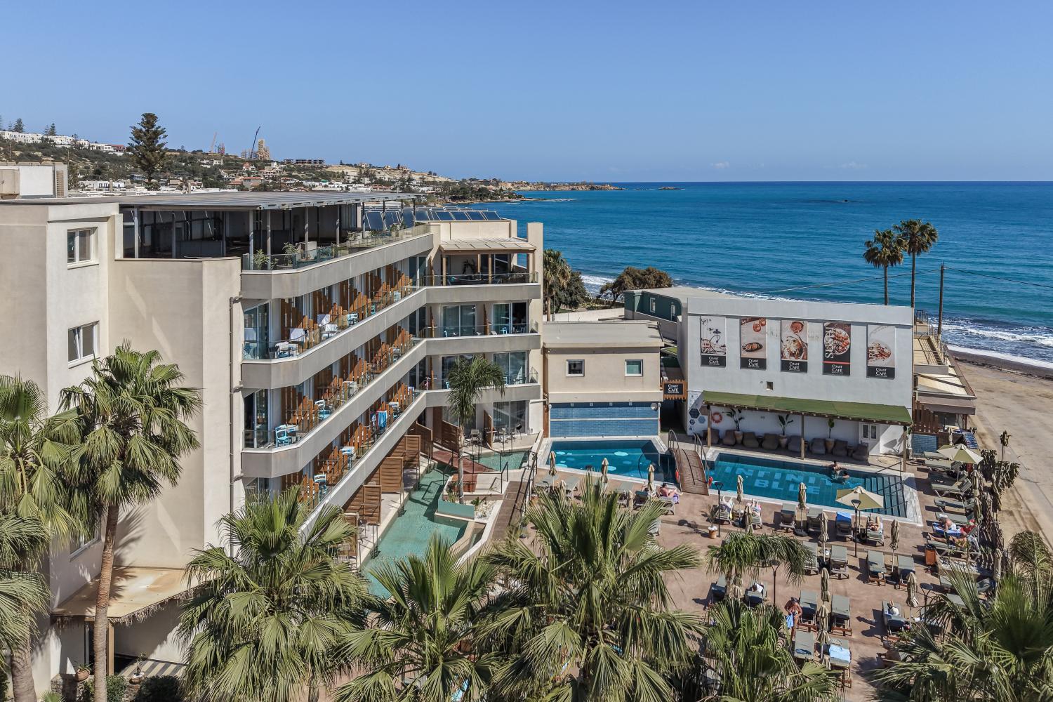 Enorme Infinity Beach, Crete